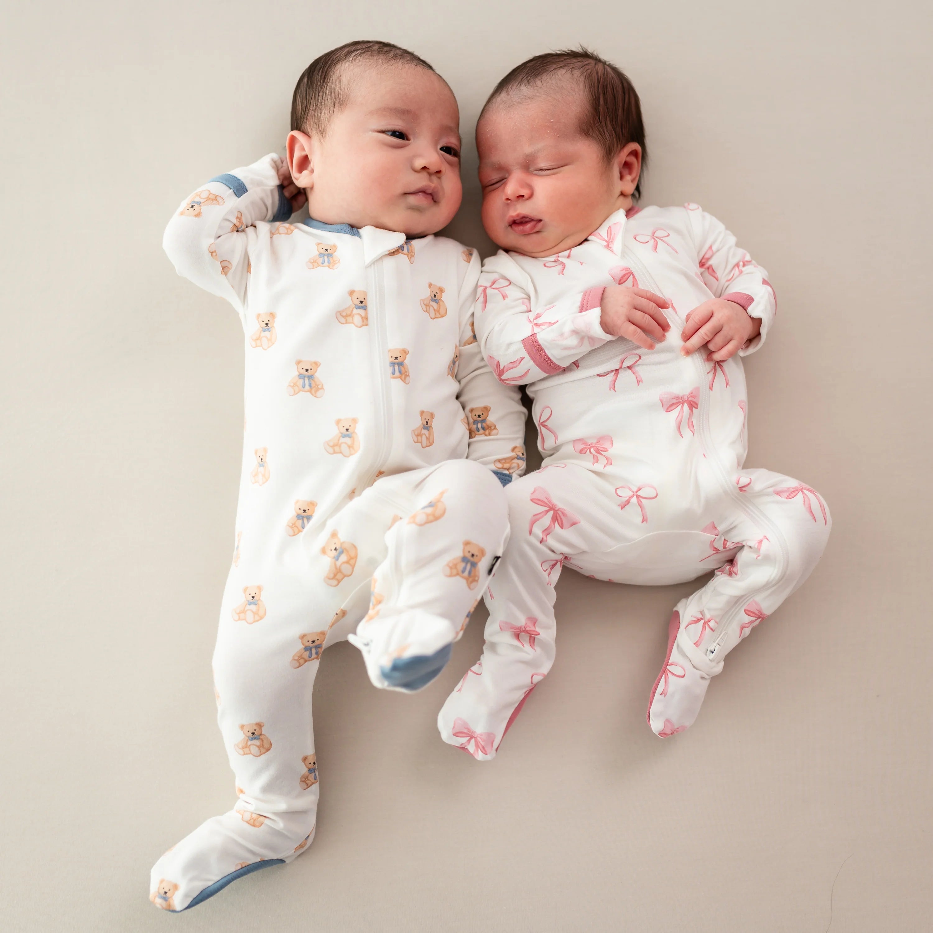 Kyte Baby Zippered Footie: Bow