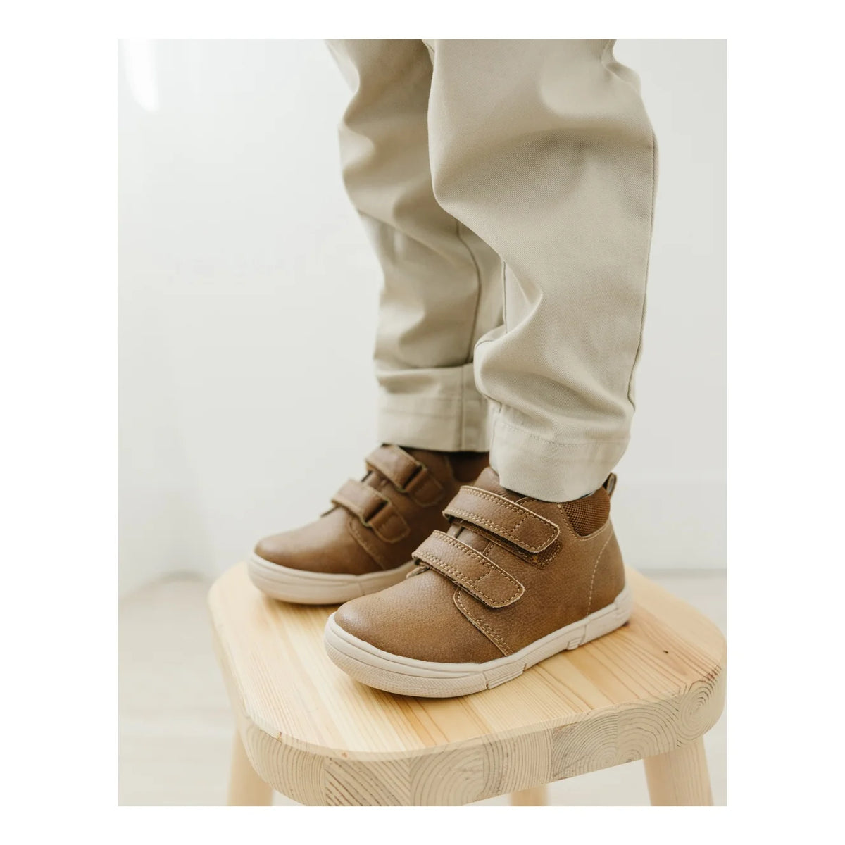 Otis Sneaker: Chestnut