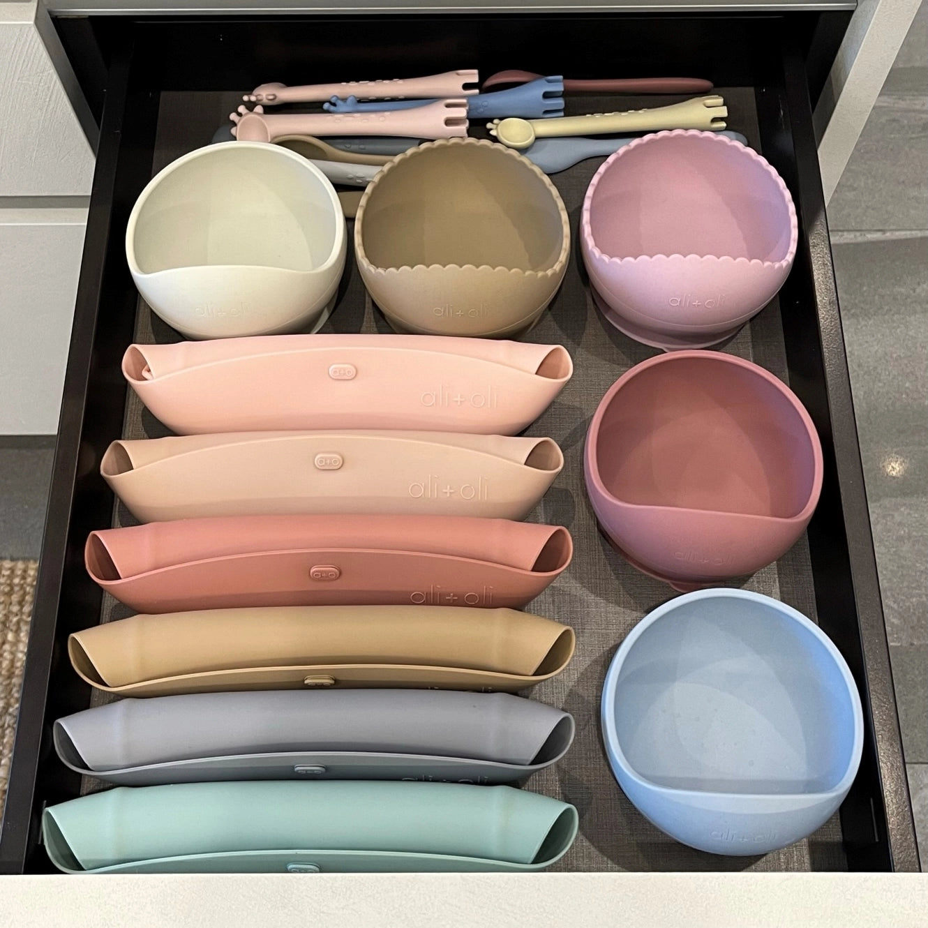Silicone Roll Up & Stay Closed Baby Bib - True Blush