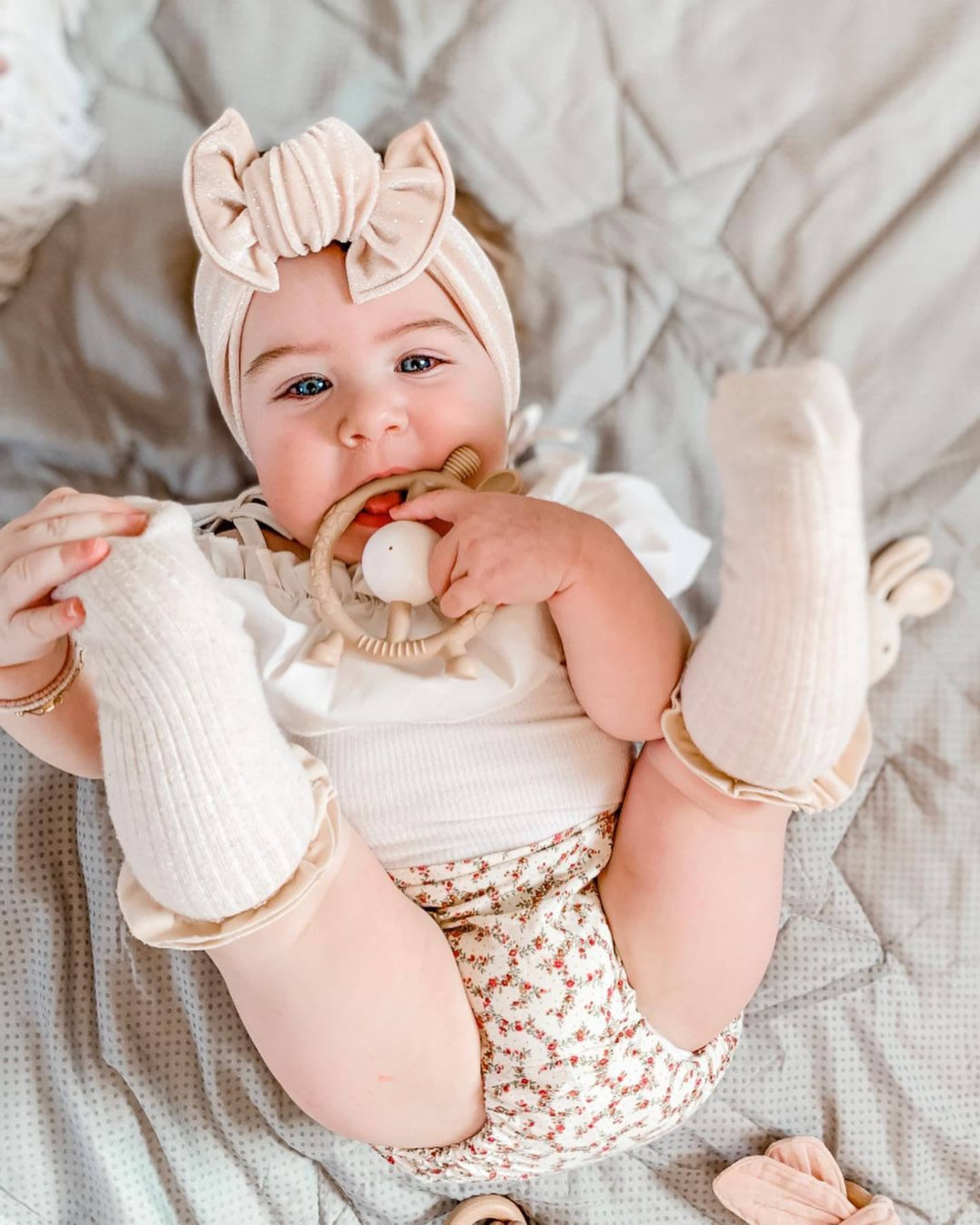Giraffe Teether & Rattle Food-Grade Silicone Toy: Taupe