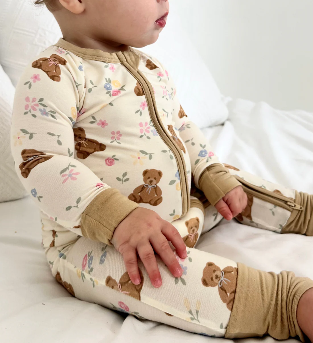 2-Way Zipper Romper: Teddy in Bloom