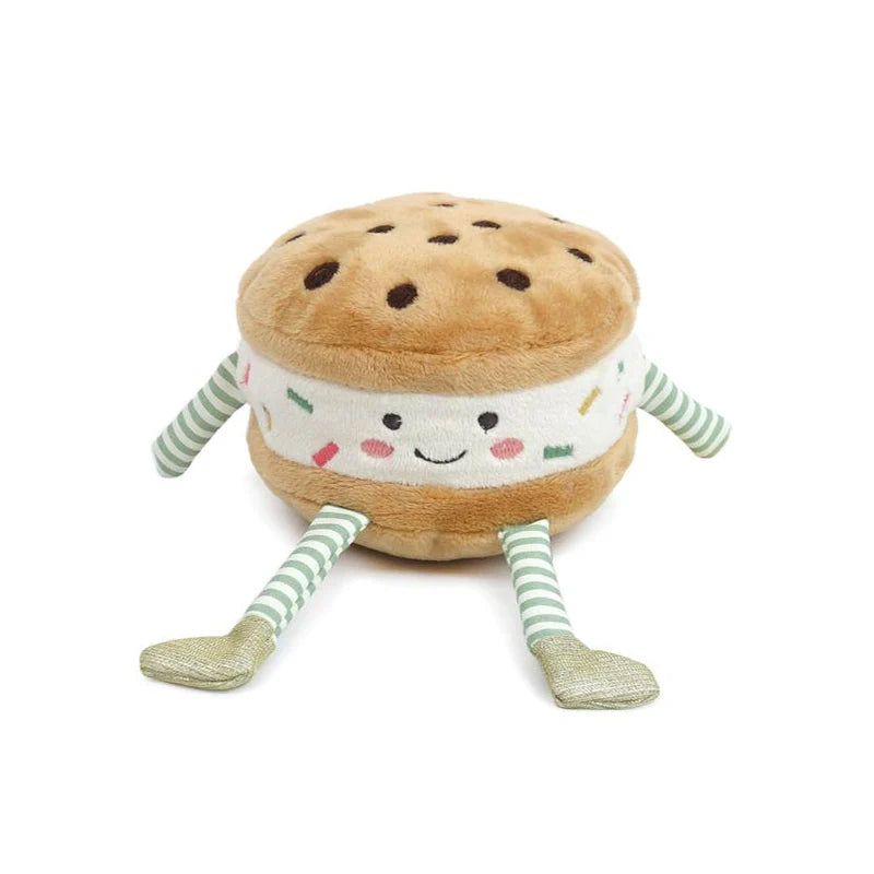 COOKIE ICE CREAM SANDWICH