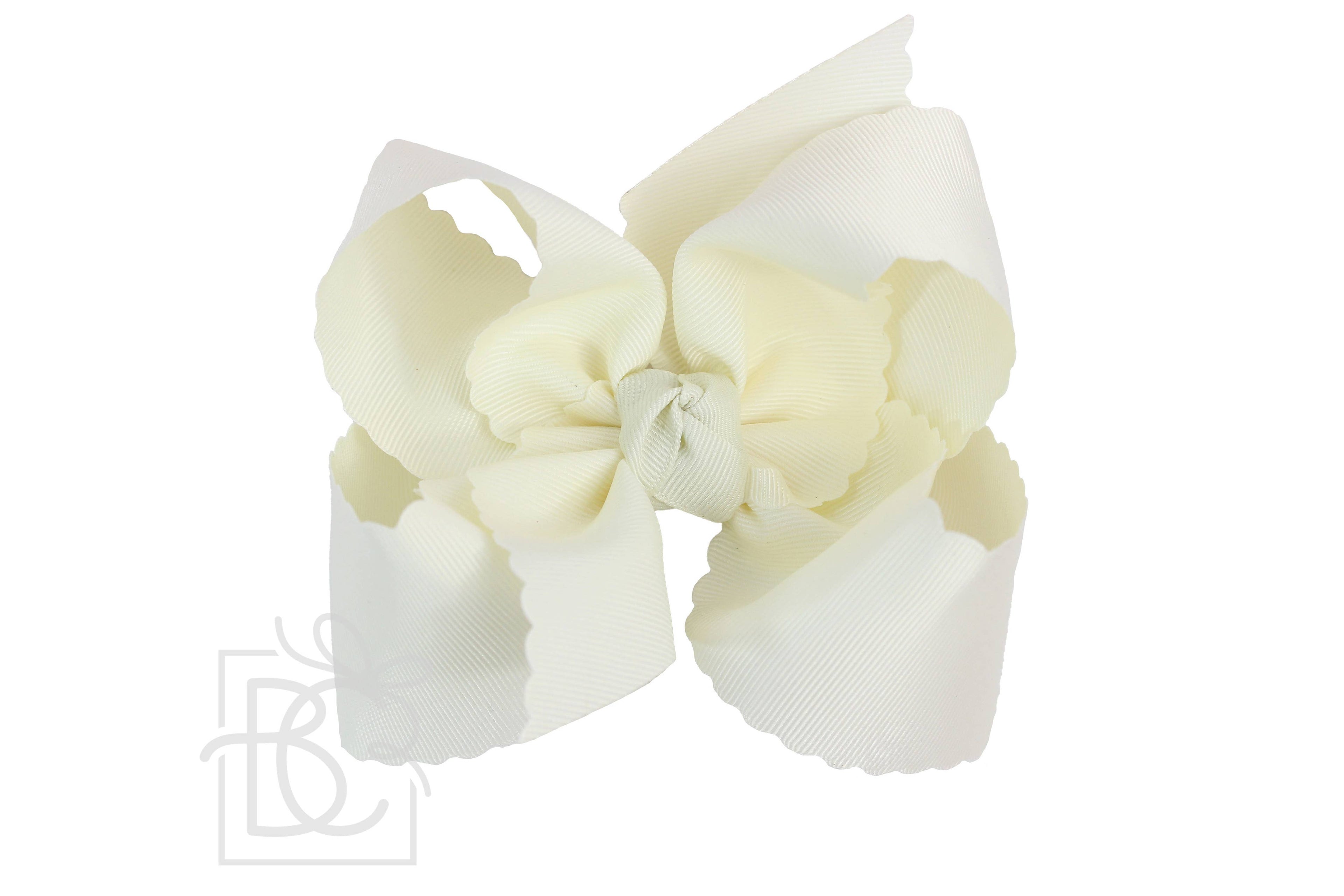 5.5" Scalloped Edge Hairbow on Alligator Clip: Anitque White