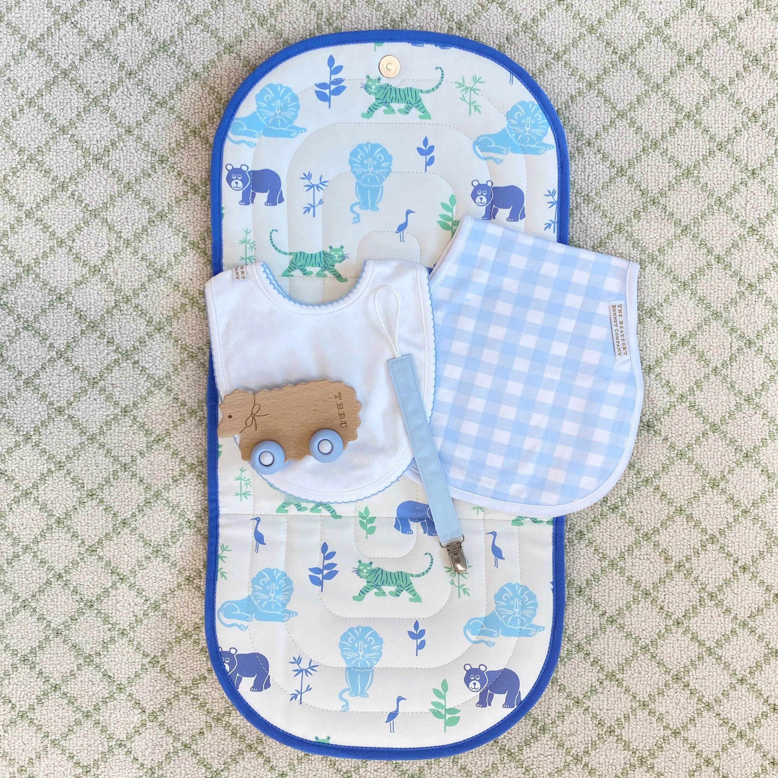 TBBC x Pluie Pret Changing Clutch: Lions, Tigers & Bears