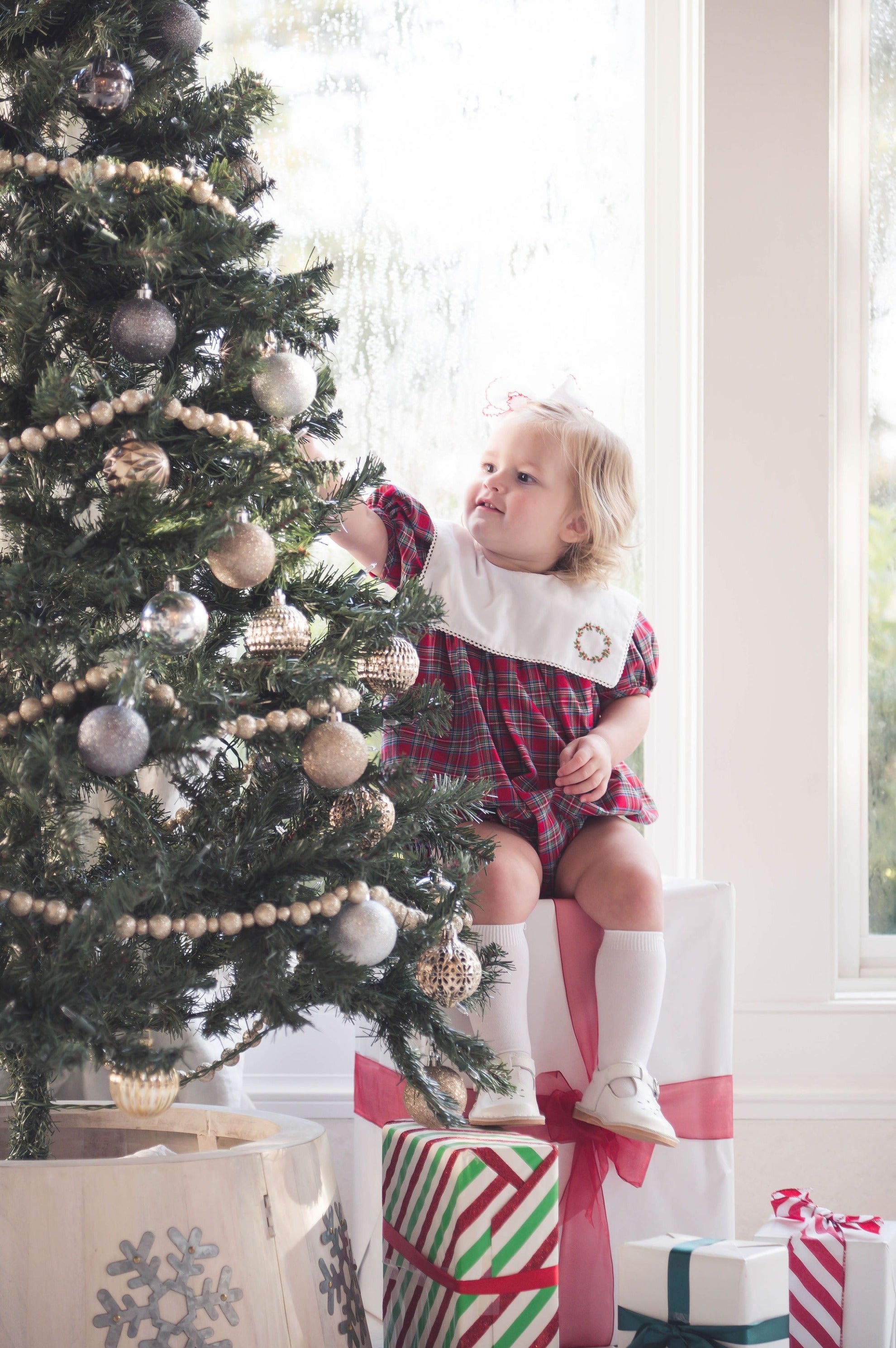 Hope Chest Bubble: Woodstock Plaid, Wreath