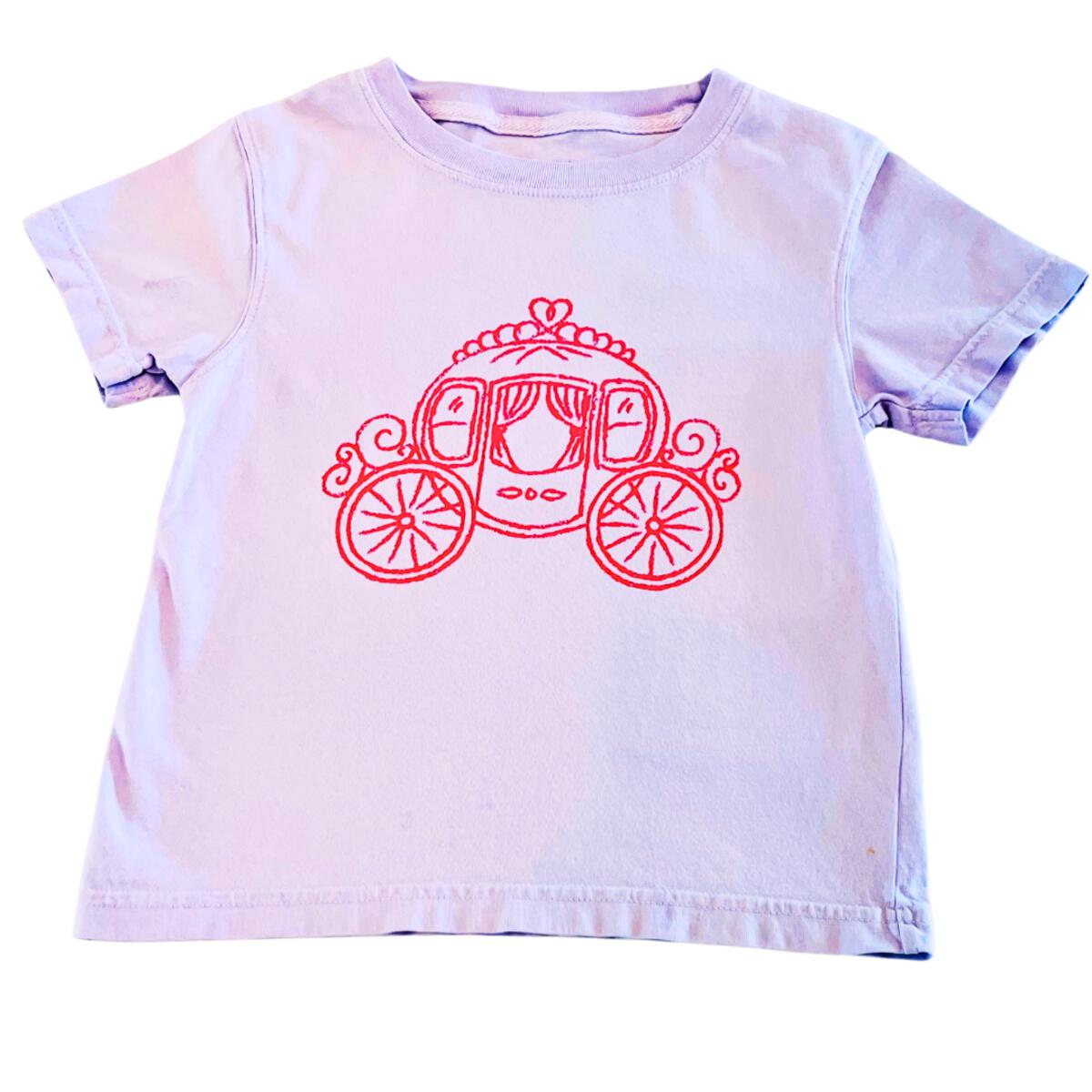 100% Cotton Short Sleeve T-Shirt: Light Purple with Carriage Print