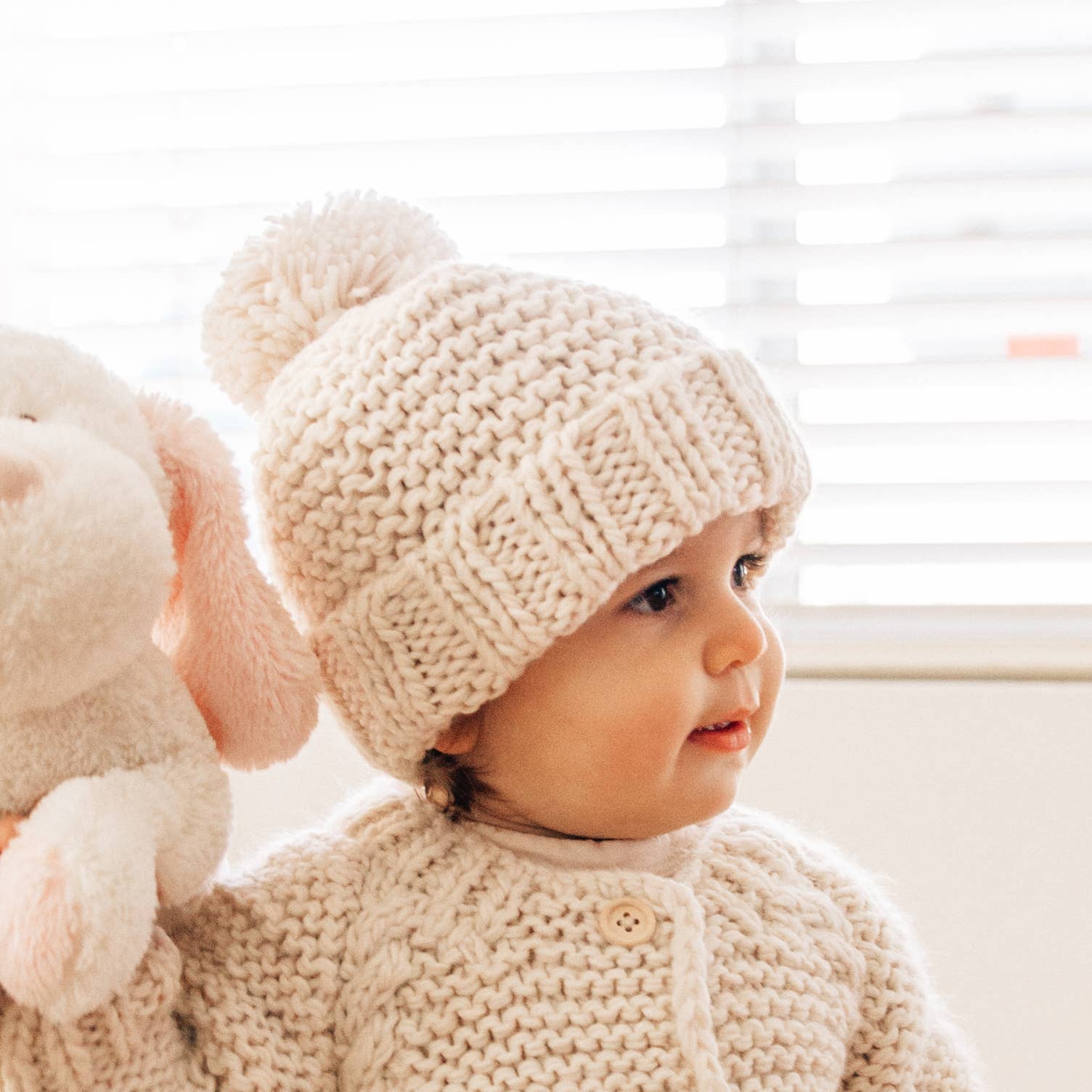 Garter Stitch Beanie: Natural