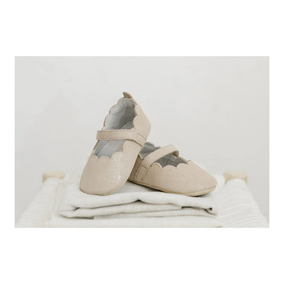 Mimi Scalloped Mary Jane Crib Shoe: Champagne Suede Shimmer