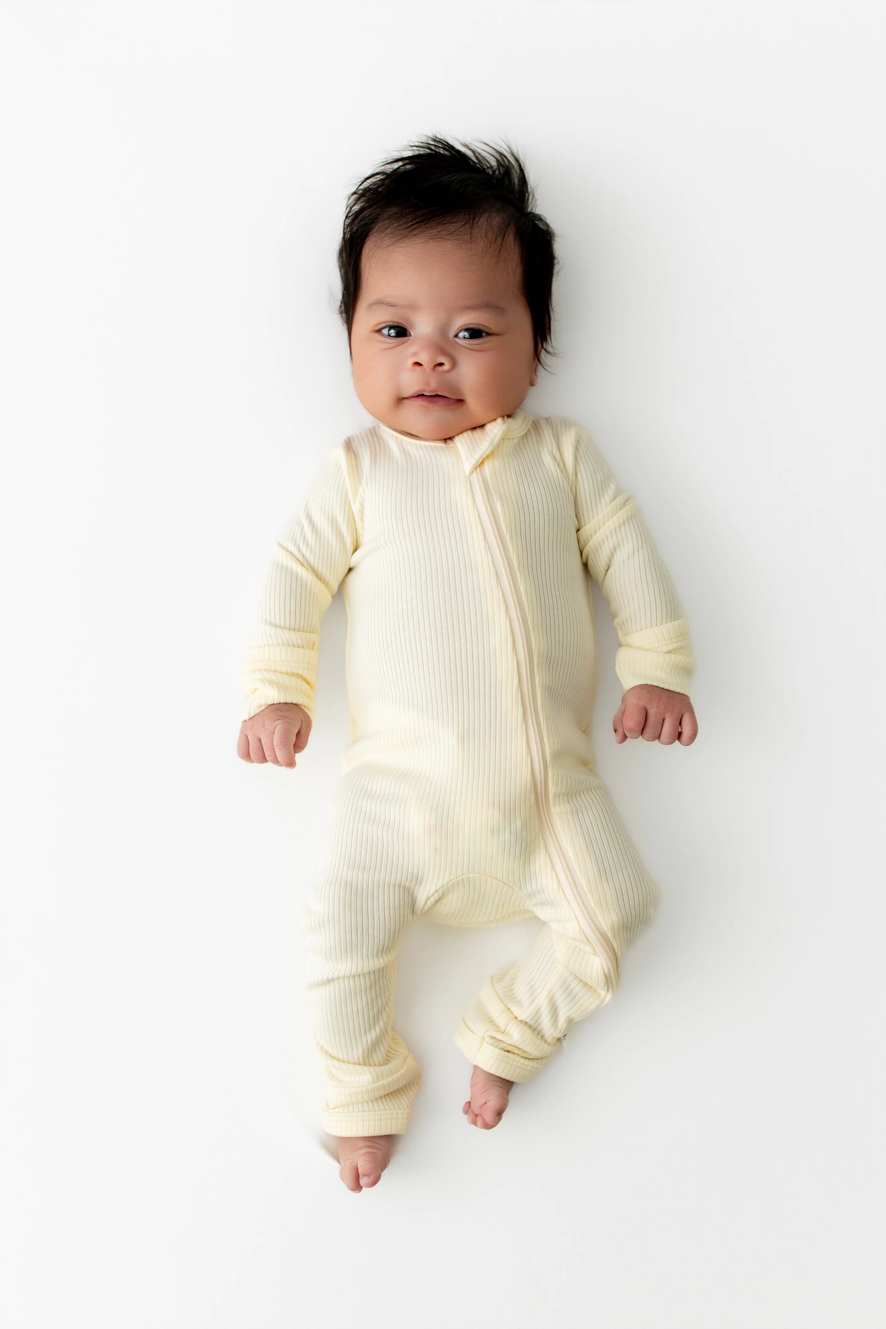 Kyte Baby Ribbed Zipper Romper: Chamomile