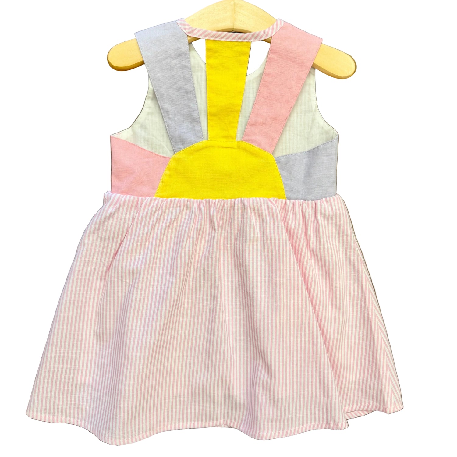 Color Block Back Sleeveless Seersucker Dress