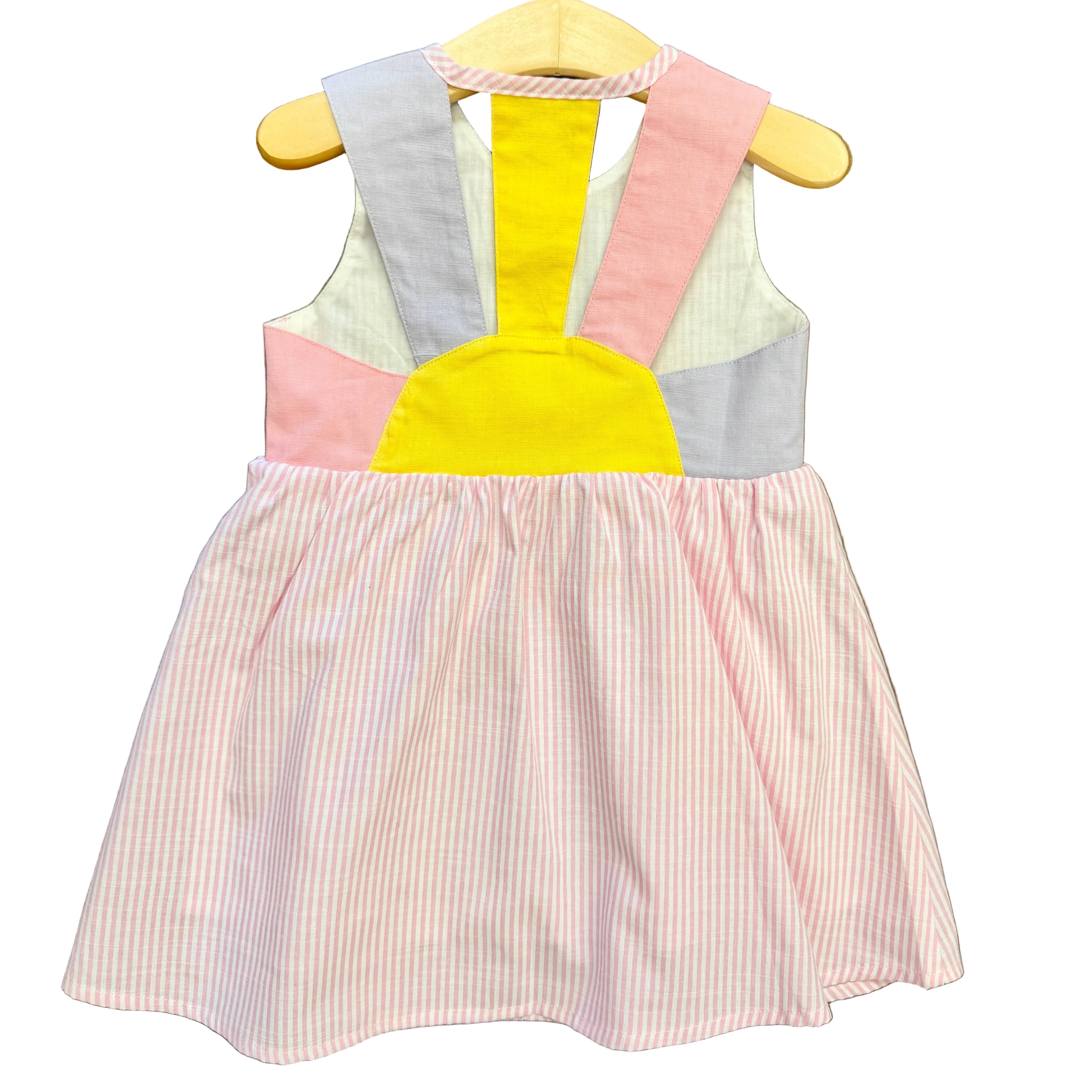 Color Block Back Sleeveless Seersucker Dress