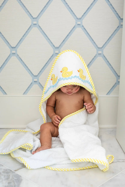 Hooded Towel + Washcloth Gift Set: 3 Rubber Duckies Appliques with Yellow Seersucker Trim
