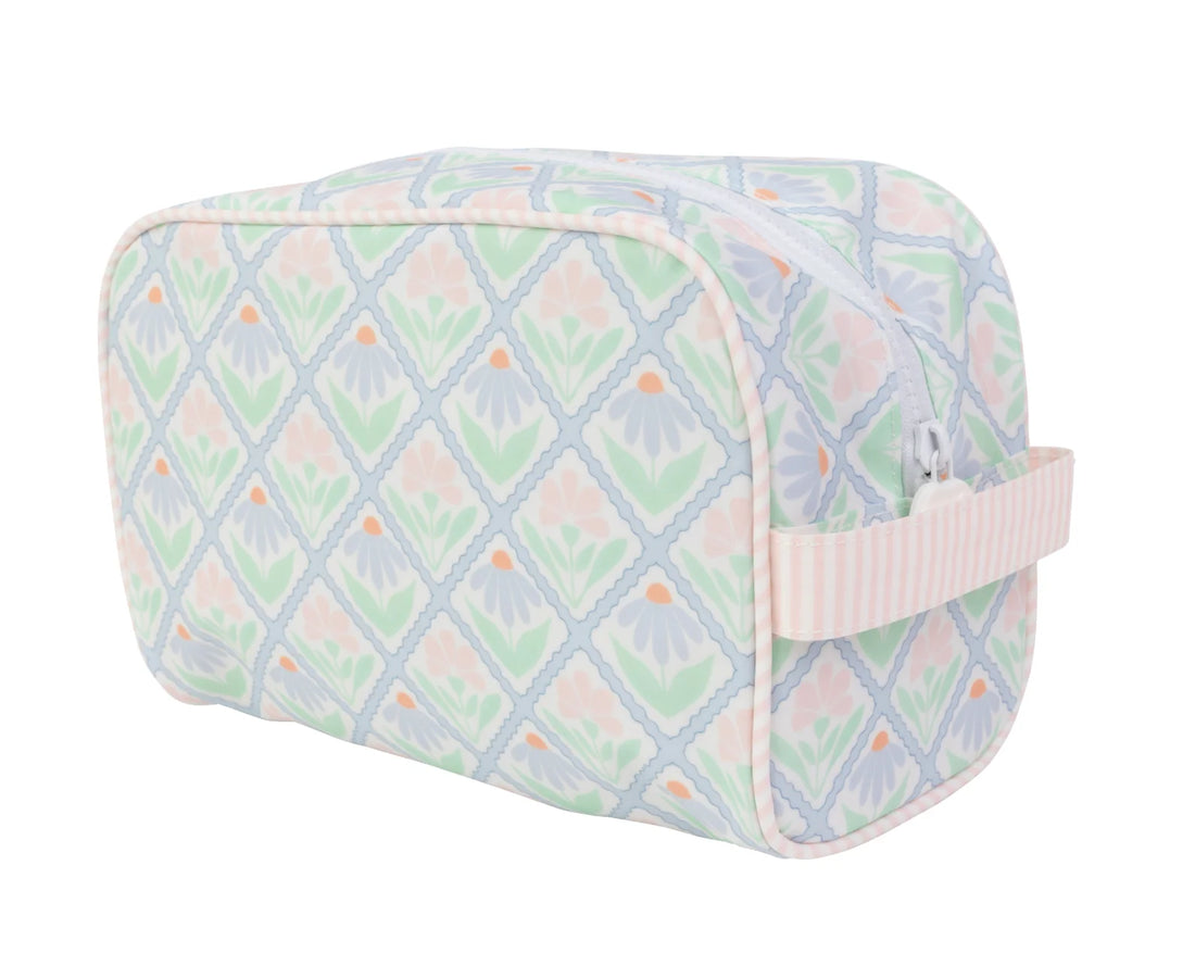 Apple of my Isla The Dop Kit: Pastel Floral