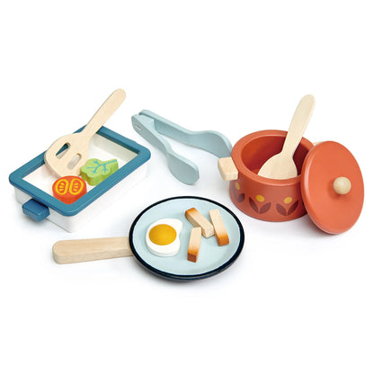 Pots &amp; Pans Wooden Toy Set