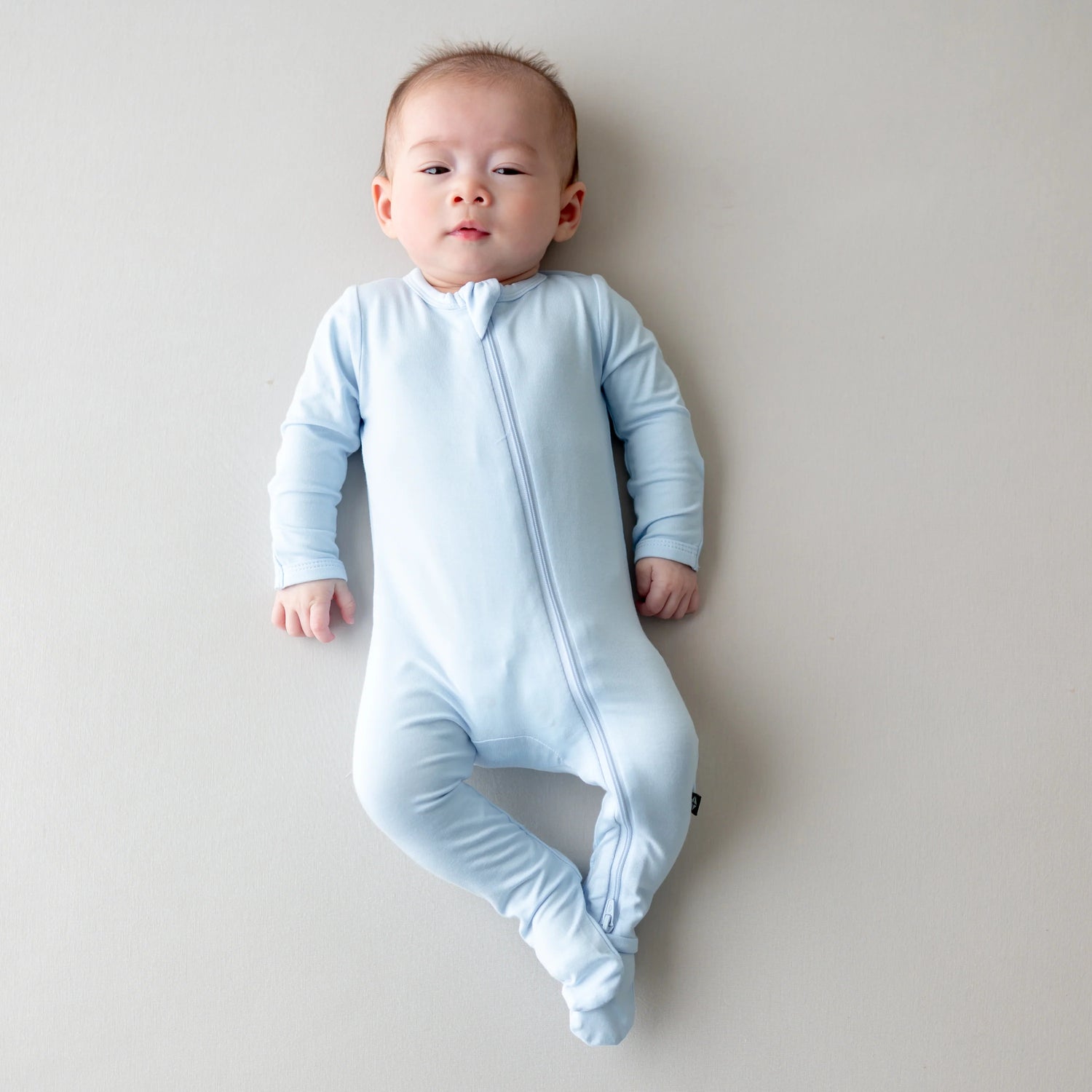 Kyte Baby Zippered Footie: Breeze