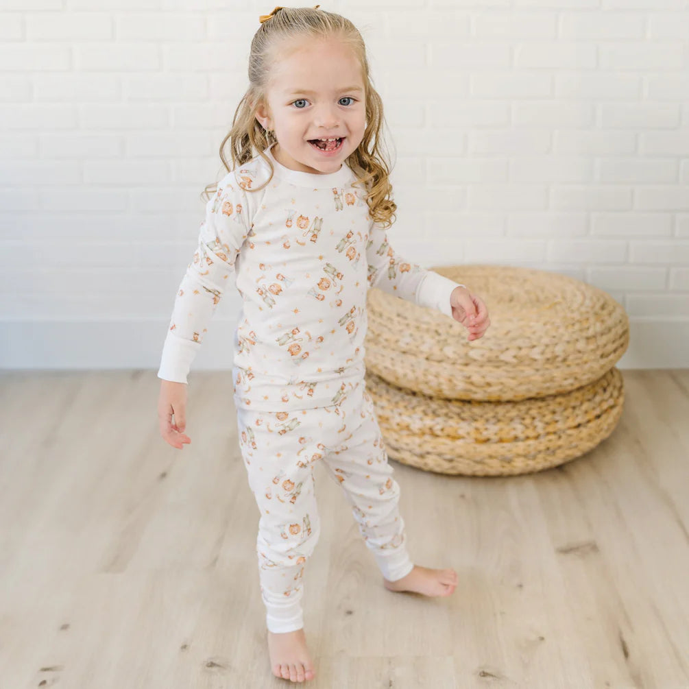 A Child is Born 2-Piece Pajama Set