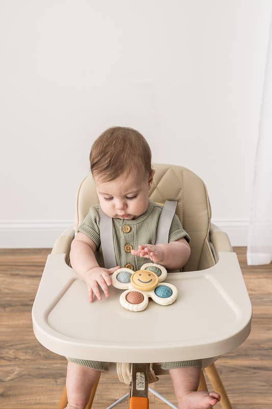 Itzy Pop &amp; Whirl™ - Bath + Travel Toy: Strawberry
