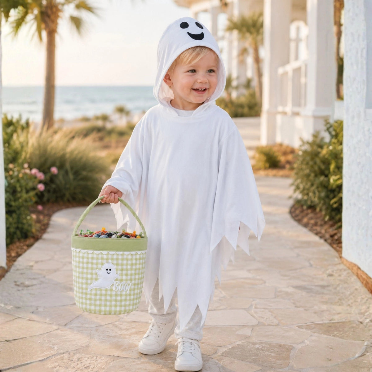 Glow-in-The-Dark Ghost Trick-Or-Treat Tote