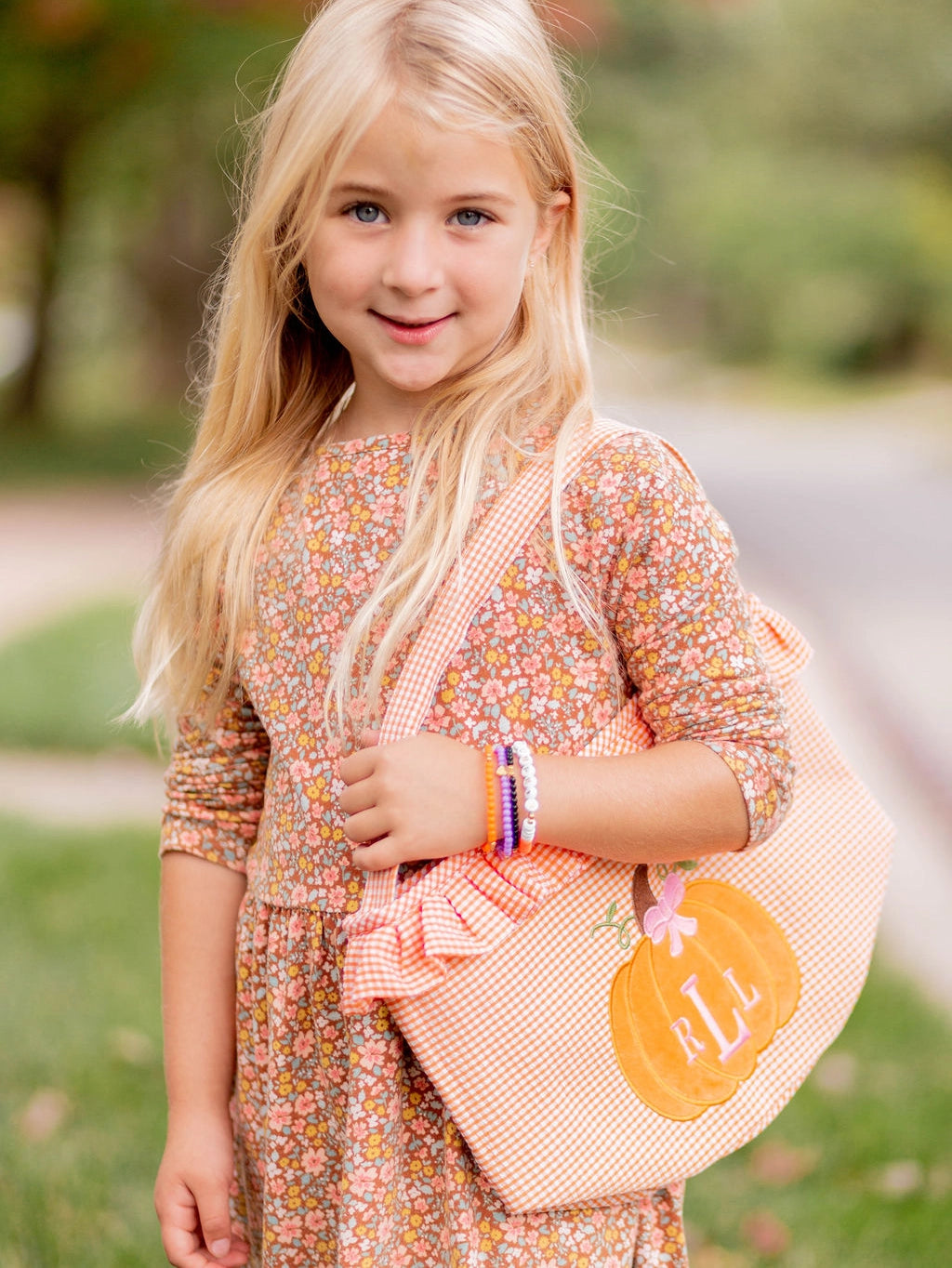 Halloween Ruffled Pumpkin Tote