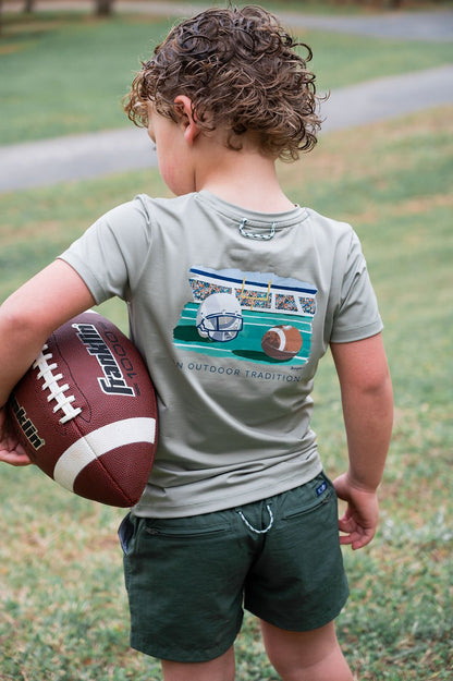 Outrigger Shorts: Camping Green