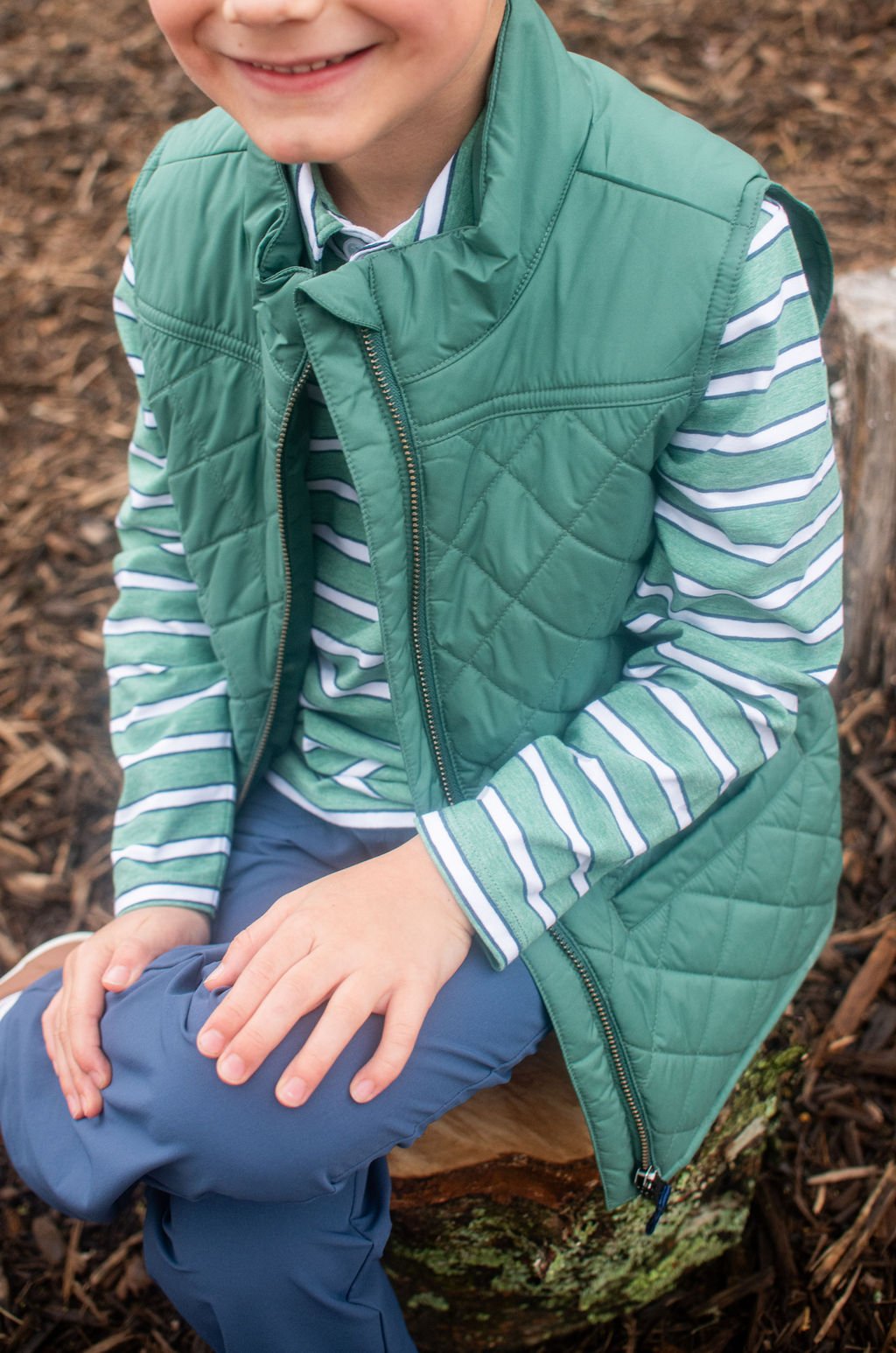 Kids Pro Quilted Vest: Smoke Pine