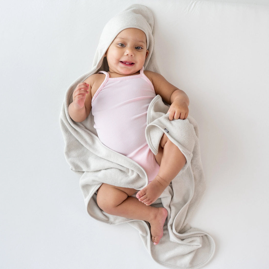 Kyte Baby Infant Hooded Towel: Oat