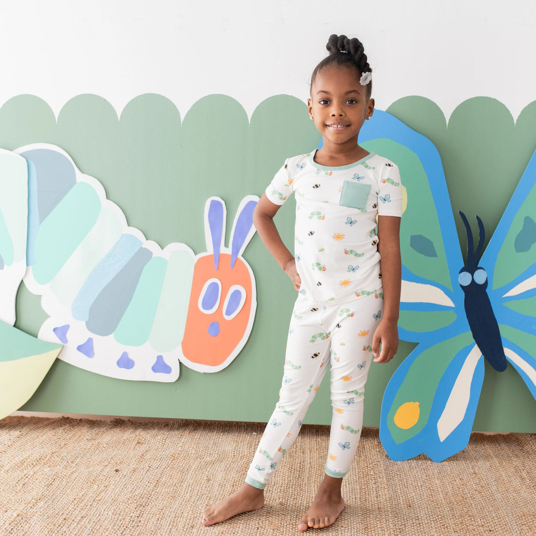 Kyte Short Sleeve with Pants Pajamas: The Very Hungry Caterpillar™ and Friends