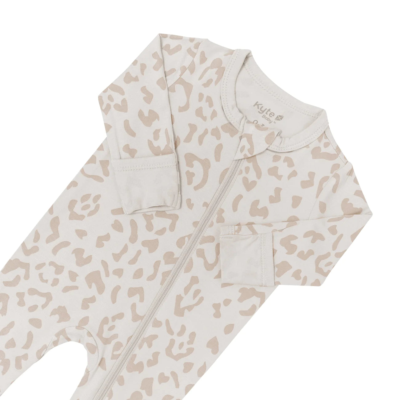 Kyte Baby Zippered Footie: Oat Leopard