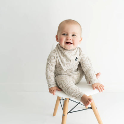 Kyte Baby Zippered Romper: Oat Leopard