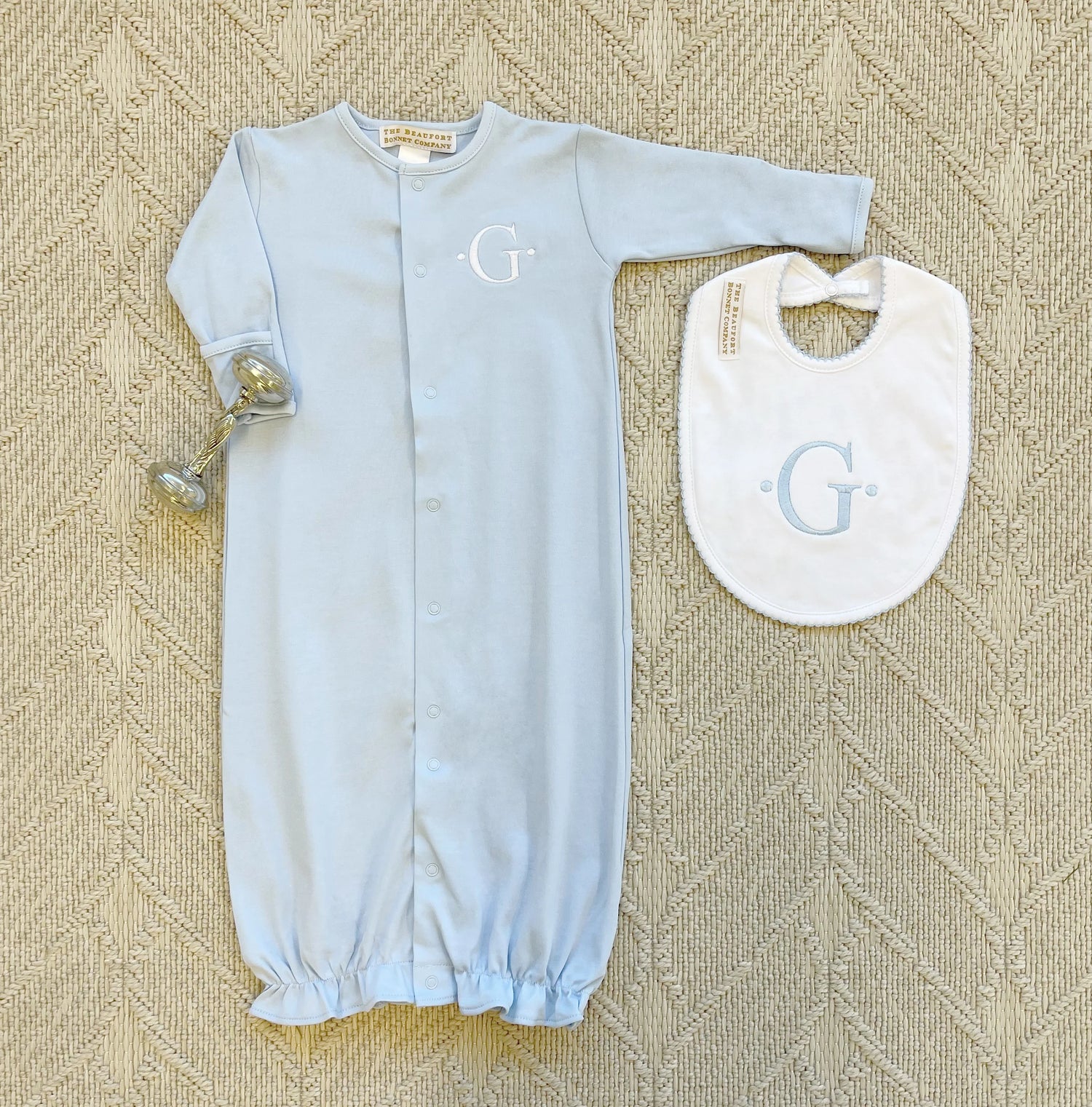 TBBC Bellyfull Bib: Worth Avenue White with Buckhead Blue